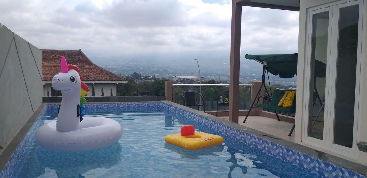 Villa Oemah Arma Rinjani 2 Batu  Exterior foto